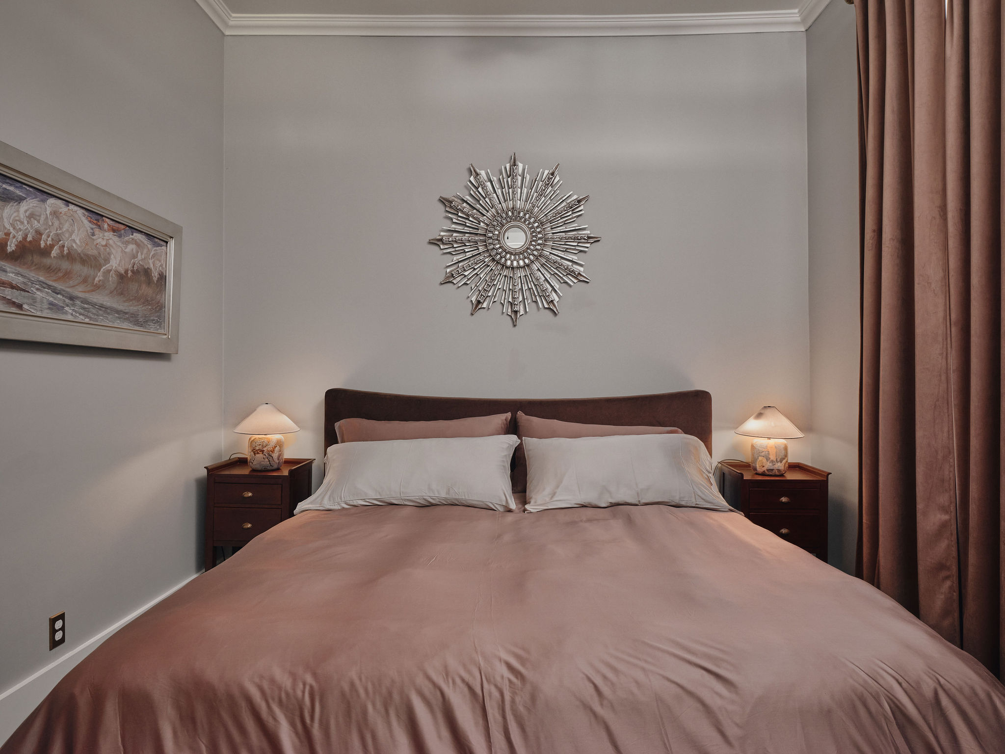 L'Atelier NE King suite at Maison Rêve